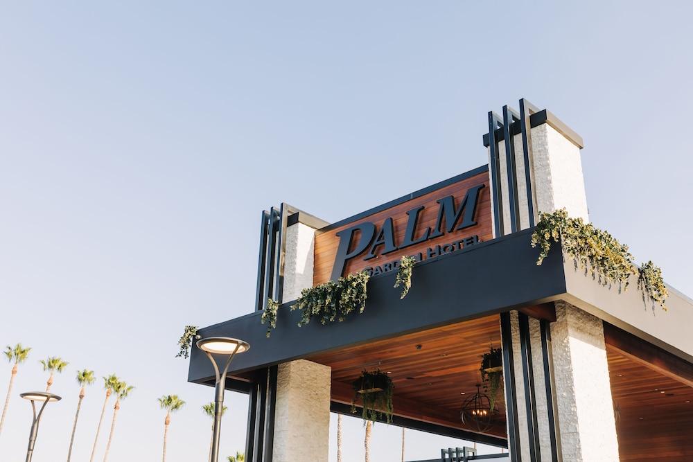 Palm Garden Hotel Таузанд-Окс Экстерьер фото